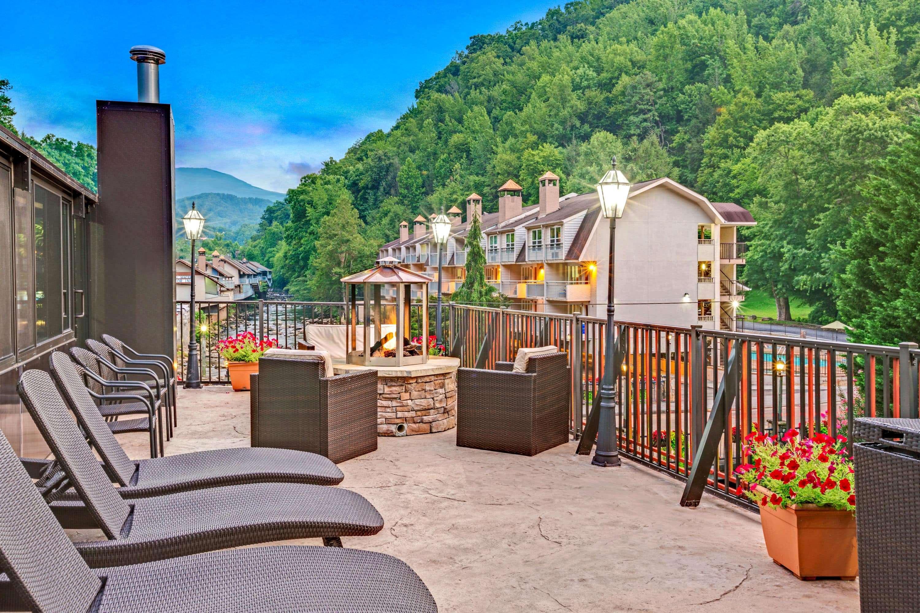 Baymont By Wyndham Gatlinburg On The River Εξωτερικό φωτογραφία